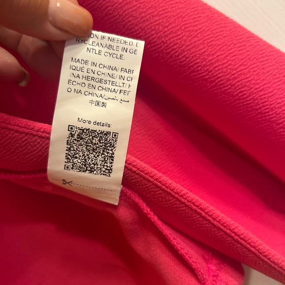 SHEIN Bold pink cropped blazer - Picture 4 of 5